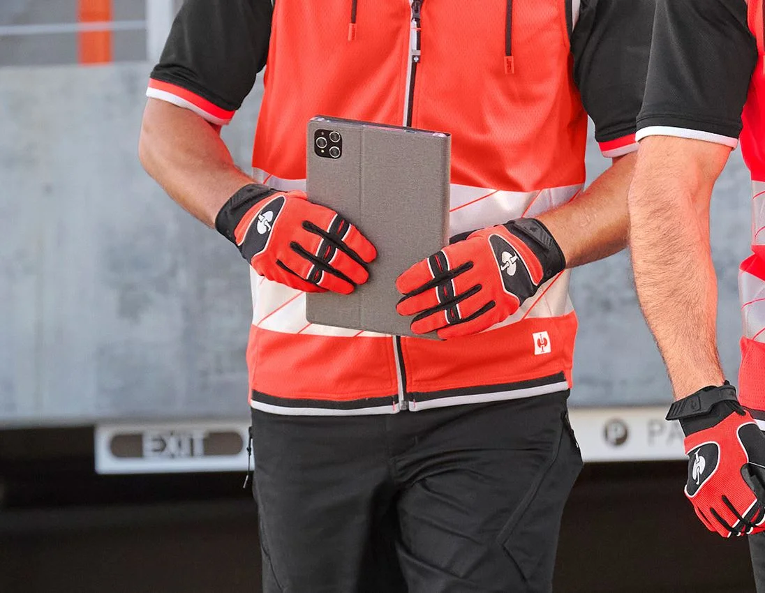 Gloves e.s.ambition