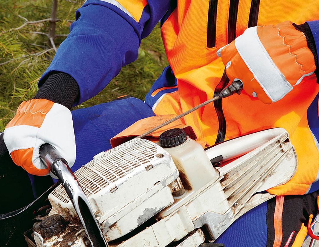 Leather forestry cut protection gloves