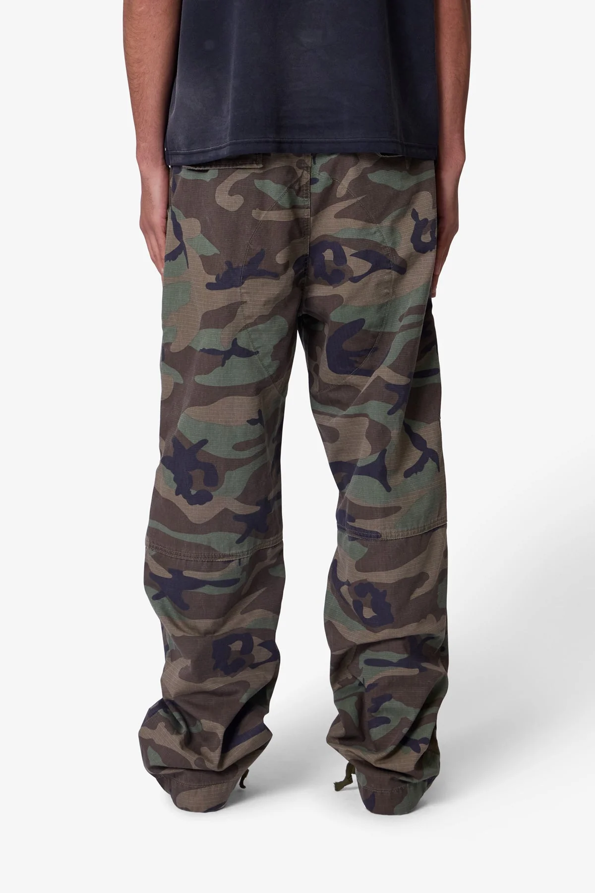 Ultra Baggy Cargo Pants - Camo