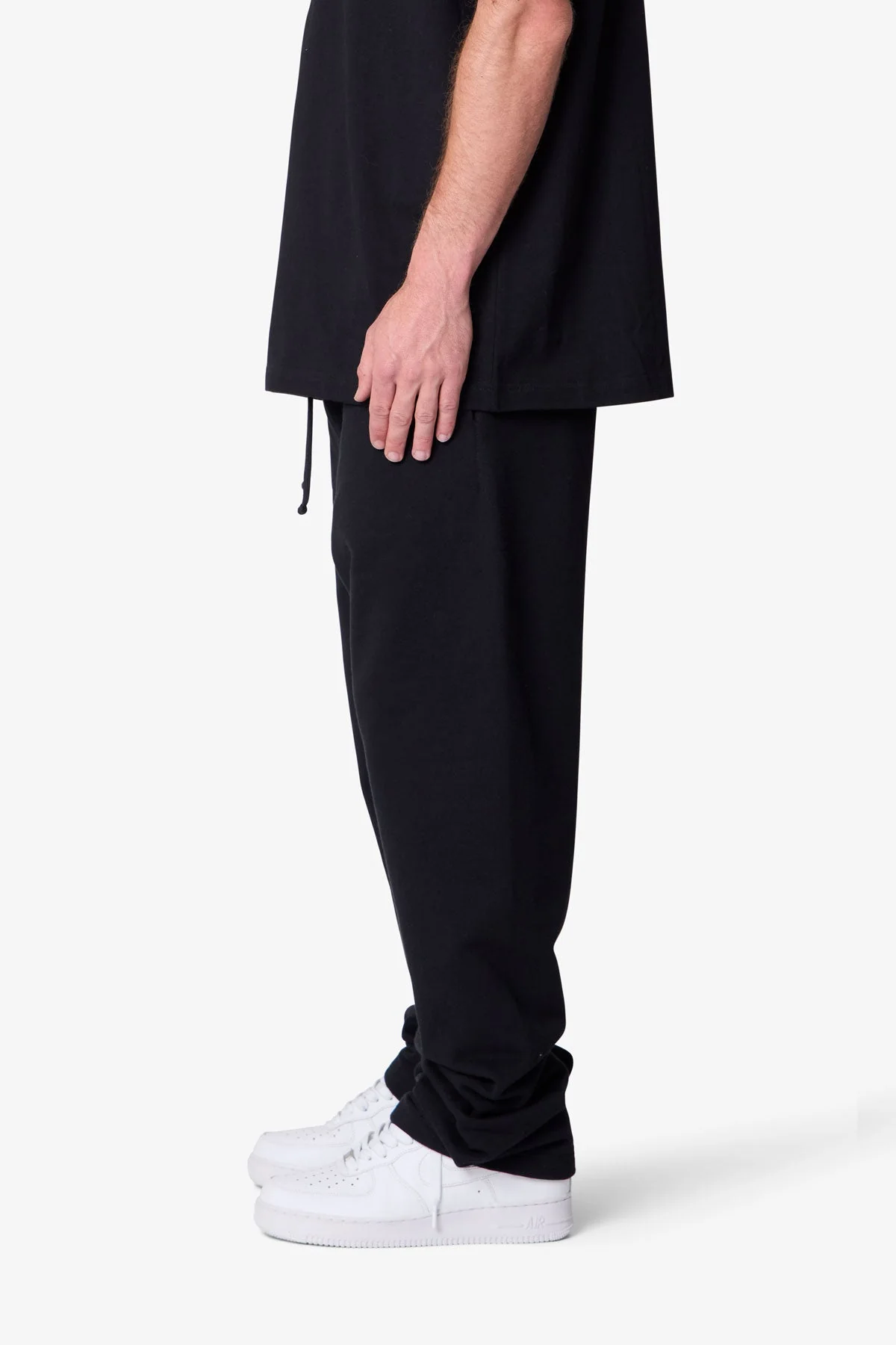 Heavy Basic Relaxed Sweatpants - Black