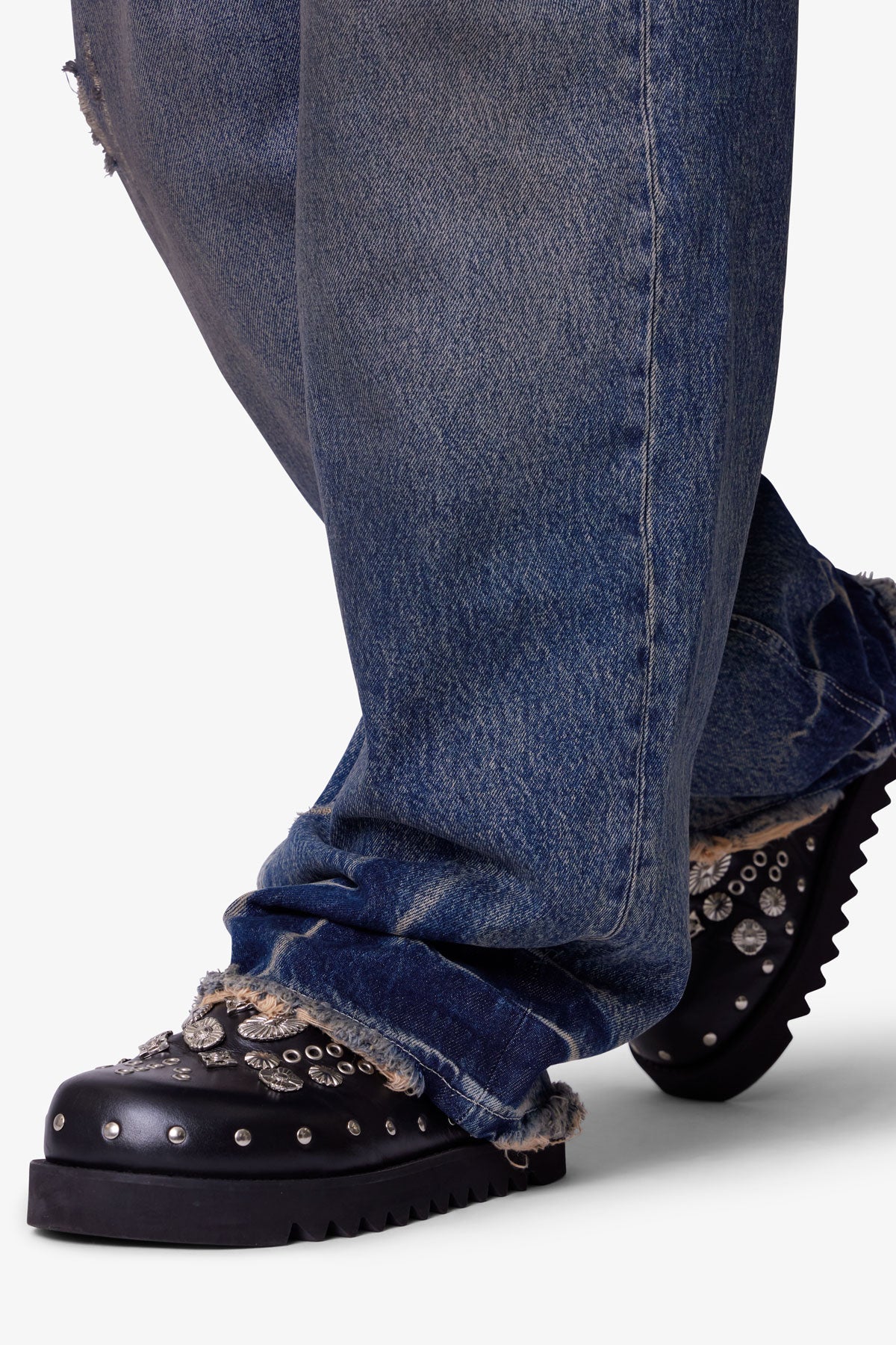 Ultra Baggy Oil Denim - Medium Blue