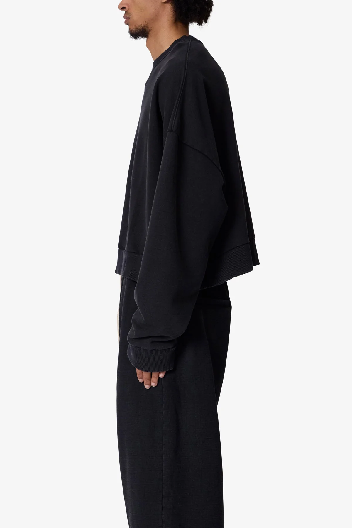Cropped Crewneck - Washed Black