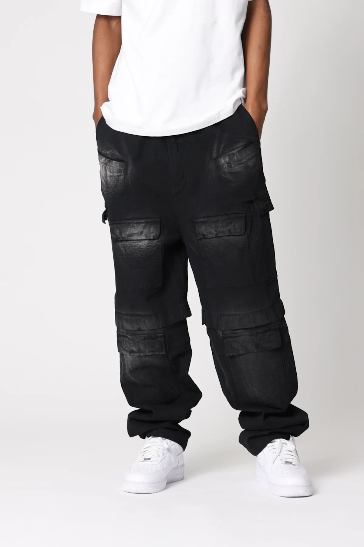Oversized Cargo Pants - Washed Black