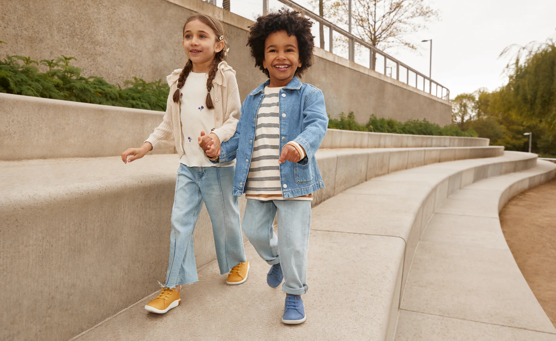 Big Kids' KNX Leather Sneaker  |  Daffodil/Star White