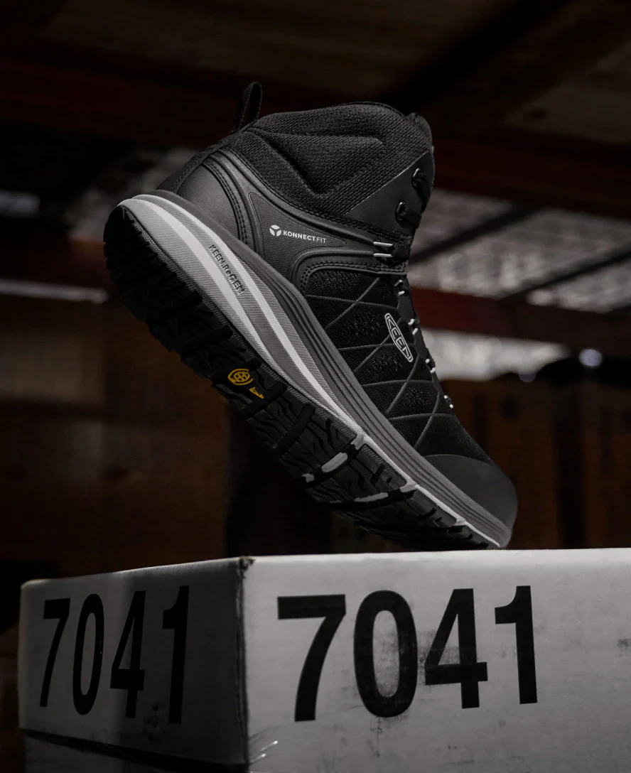 Women's Vista Energy Mid (Carbon Toe)  |  Vapor/Black