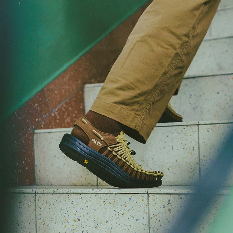 Men's UNEEK Sneaker  |  Khaki/Dark Earth