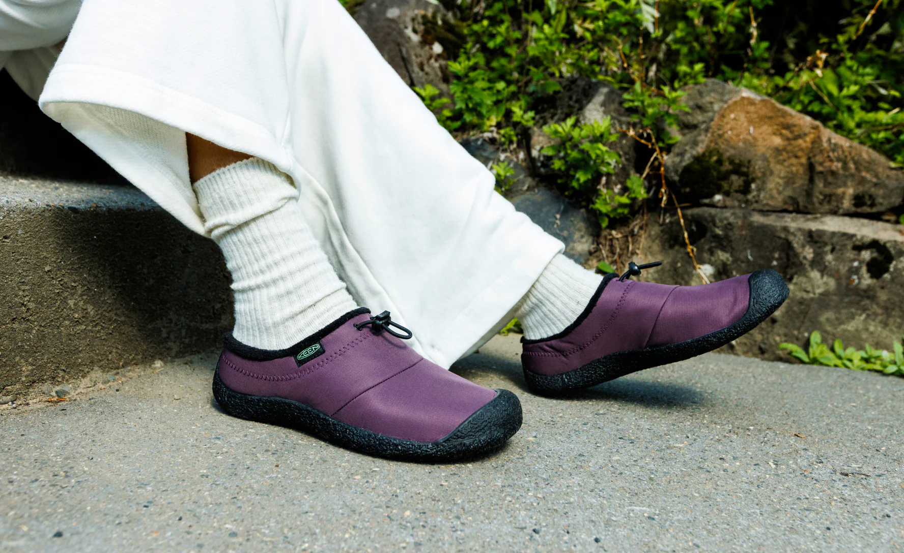 Women's Howser III Slide  |  Plum Perfect/Absinthe Green