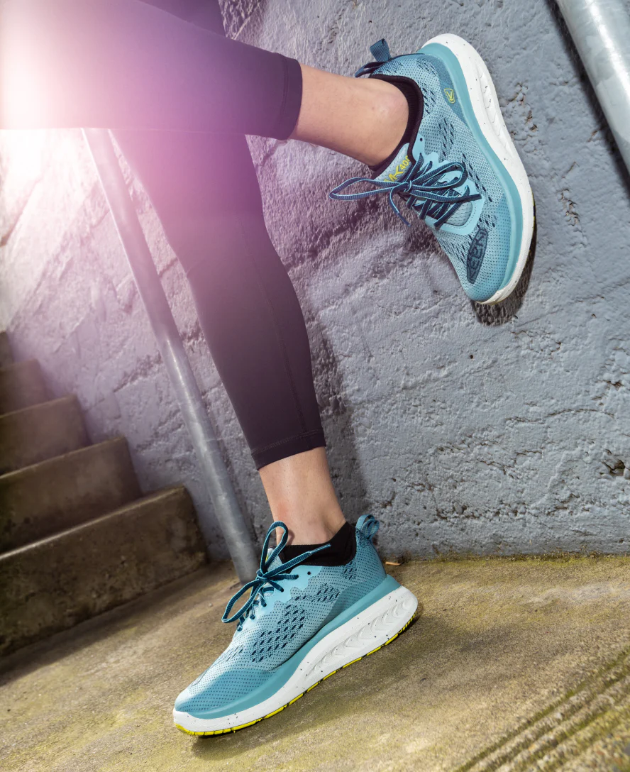 Women's WK400 Walking Shoe  |  Reef Waters/Evening Primrose