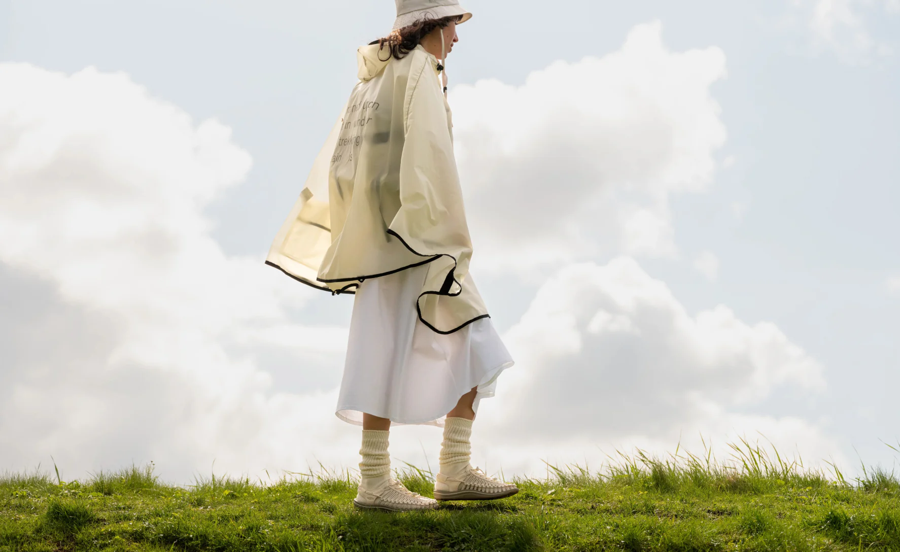 Women's UNEEK Sneaker  |  Martini Olive/Safari