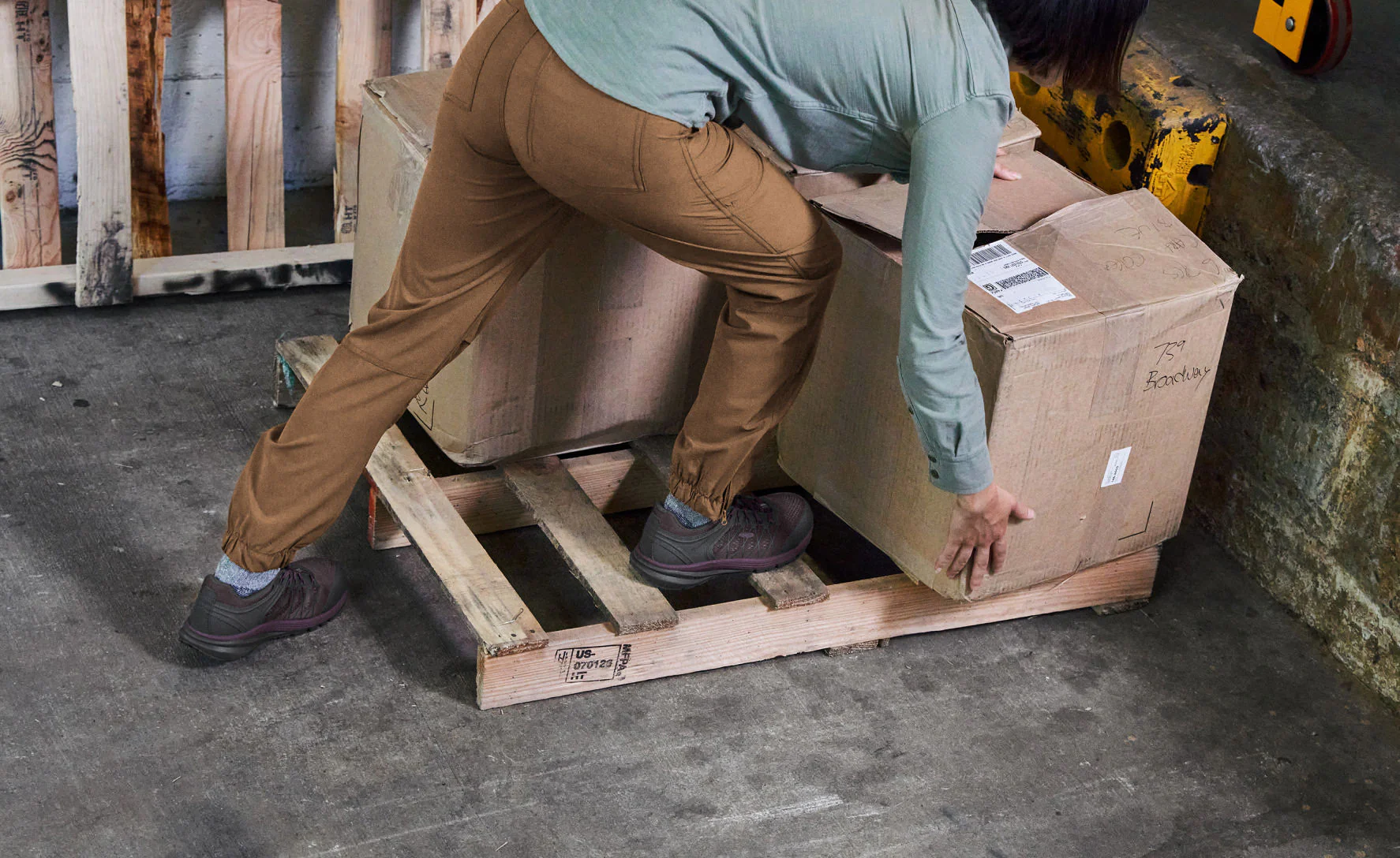 Women's Vista Energy ESD (Carbon Toe)  |  Magnet/Prune Purple