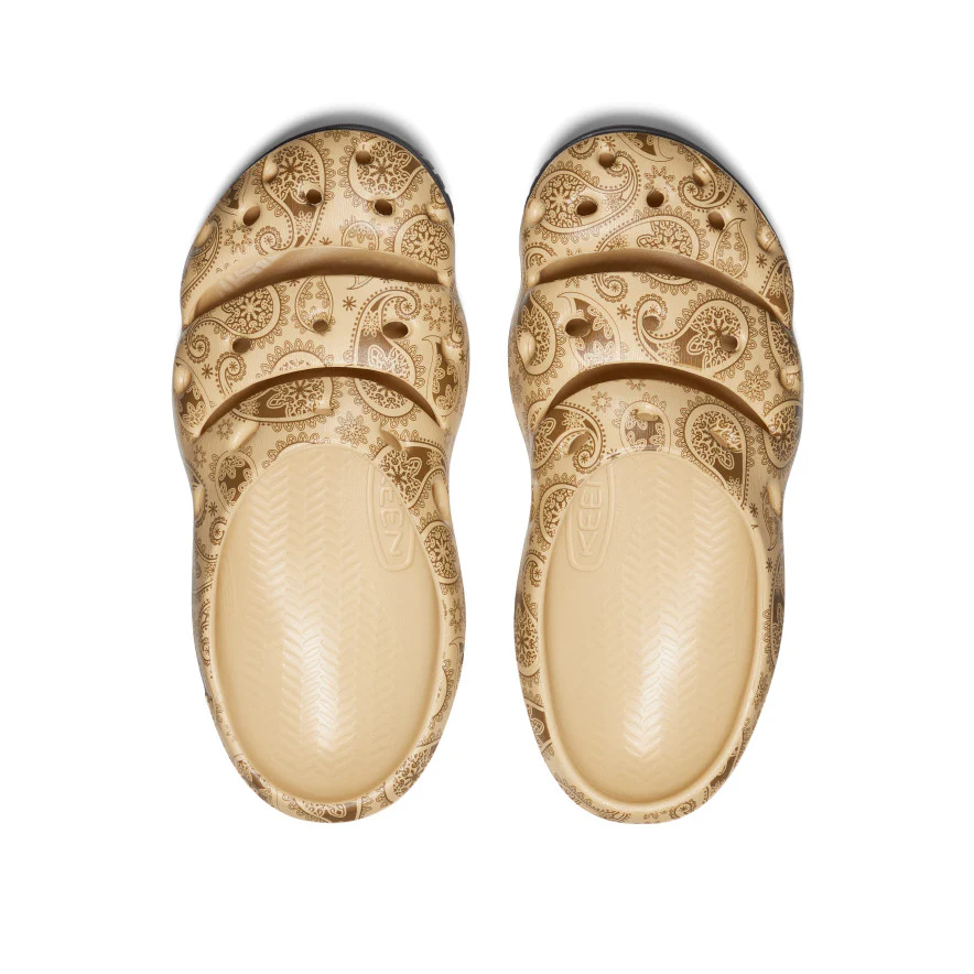 Men's Yogui Arts Clog x T.H.C.  |  Caffe Latte Paisley