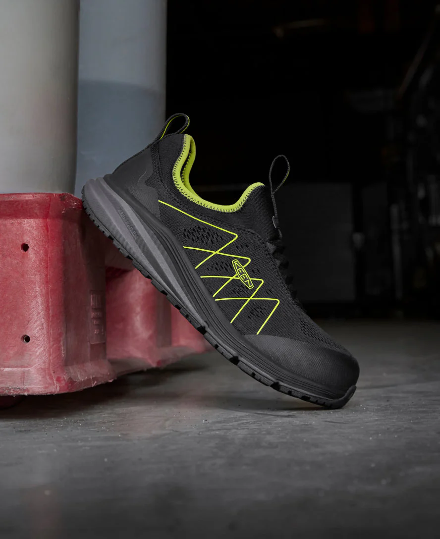 Men's Vista Energy Shift (Carbon Toe)  |  Black/Evening Primrose