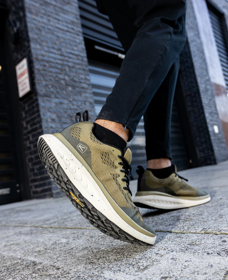 Men's WK400 Walking Shoe  |  Golden Spice/Gold Flame