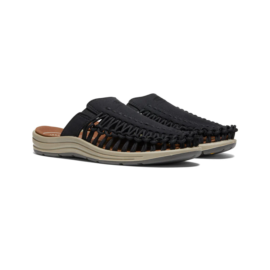Women's UNEEK II Slide | Black/Plaza Taupe
