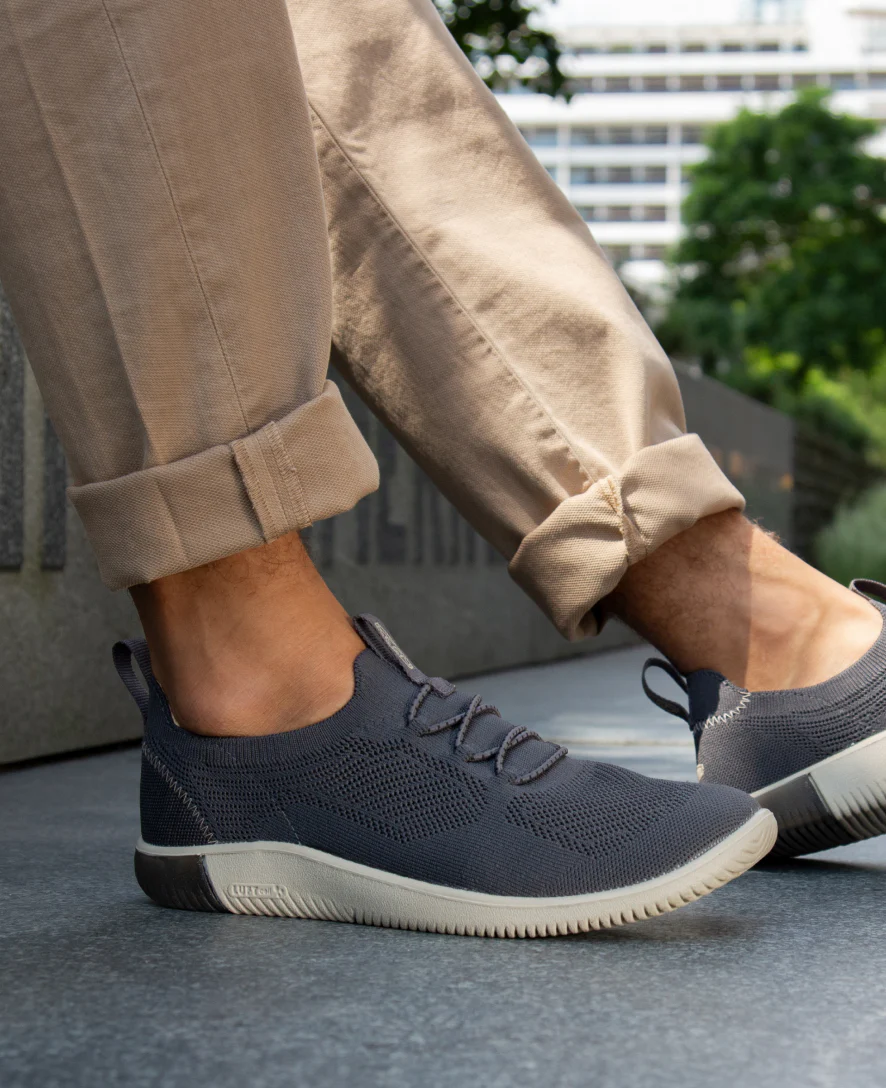 Men's KNX Knit Sneaker  |  Black/Magnet