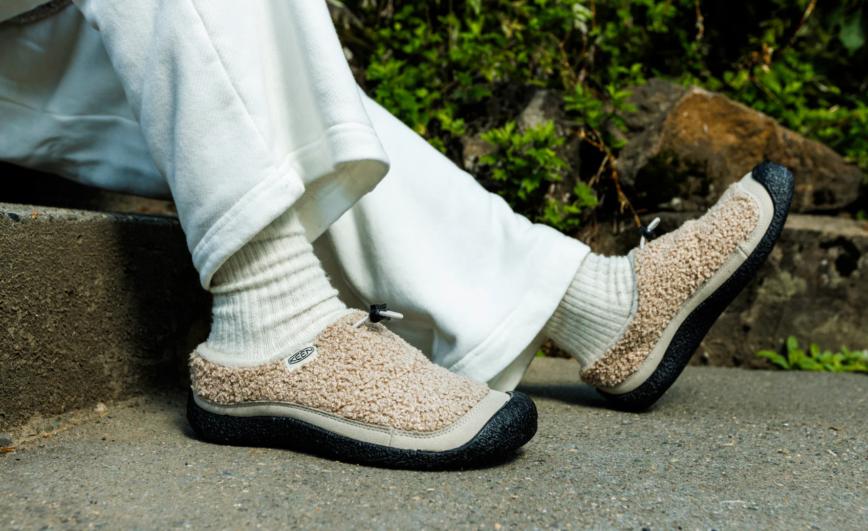 Women's Howser III Slide  |  Plaza Taupe/Black