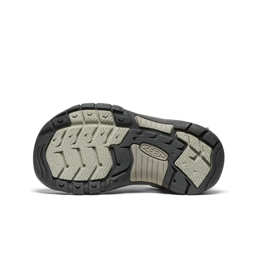 Little Kids' Newport Boundless Sandal  |  Dark Olive/Scarlet Ibis