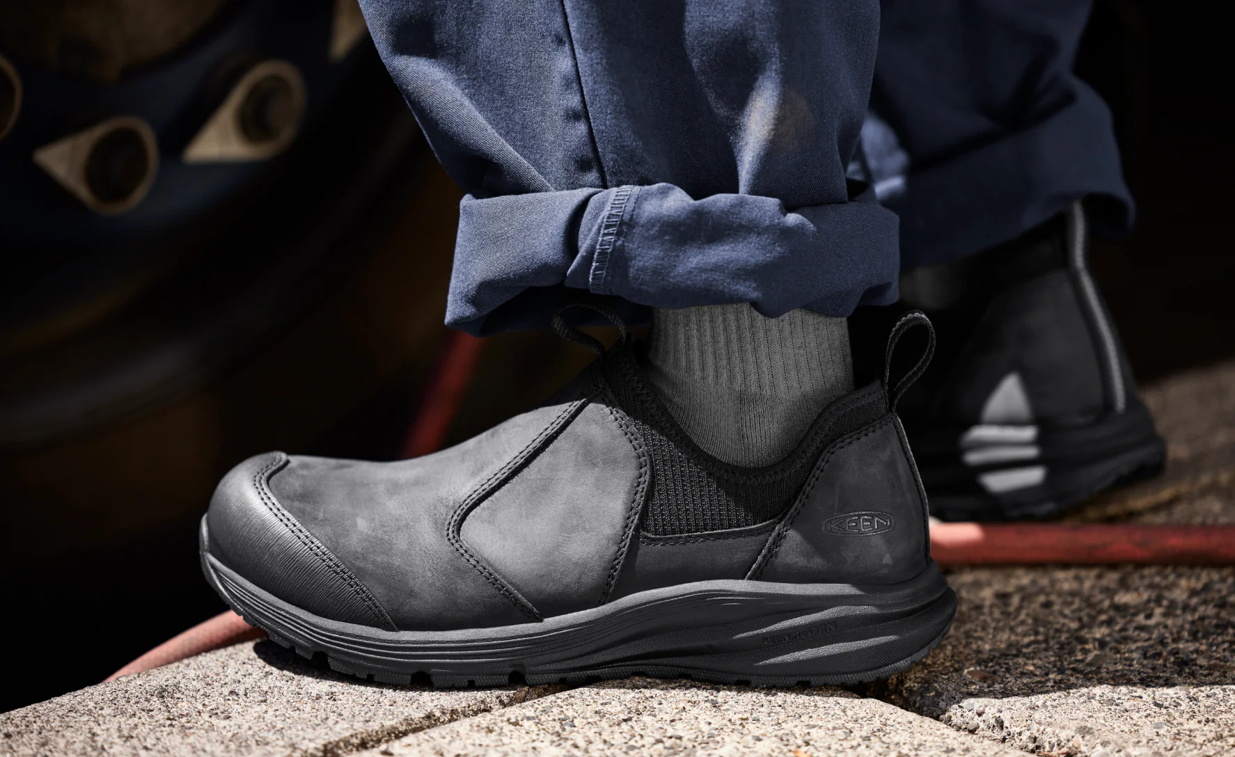 Men's Vista Energy+ Shift ESD (Carbon Toe)  |  Coffee Bean/Black