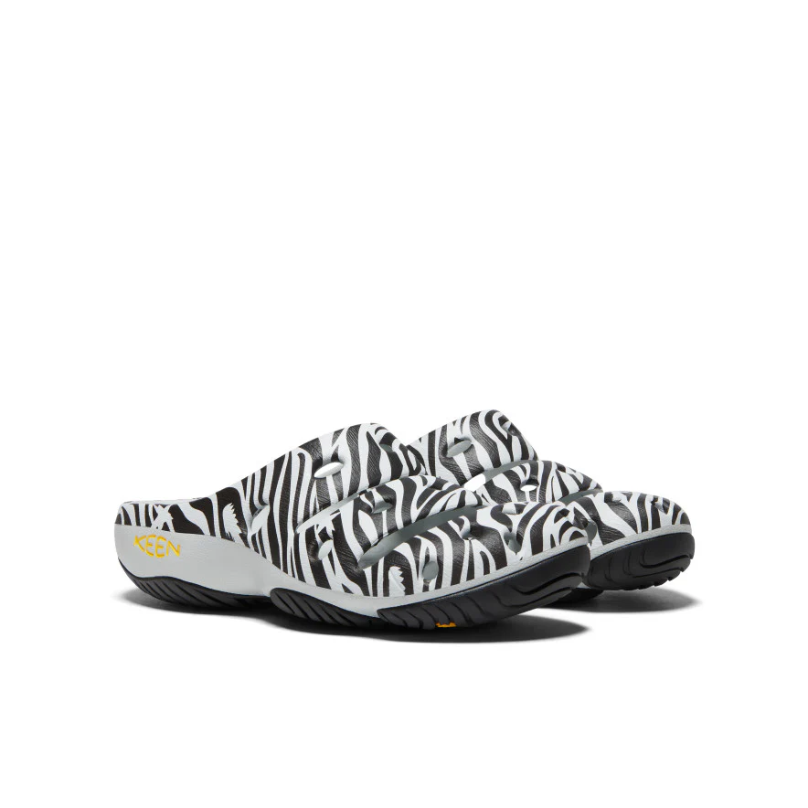 Women's Yogui Arts  |  Atms Zebra Star