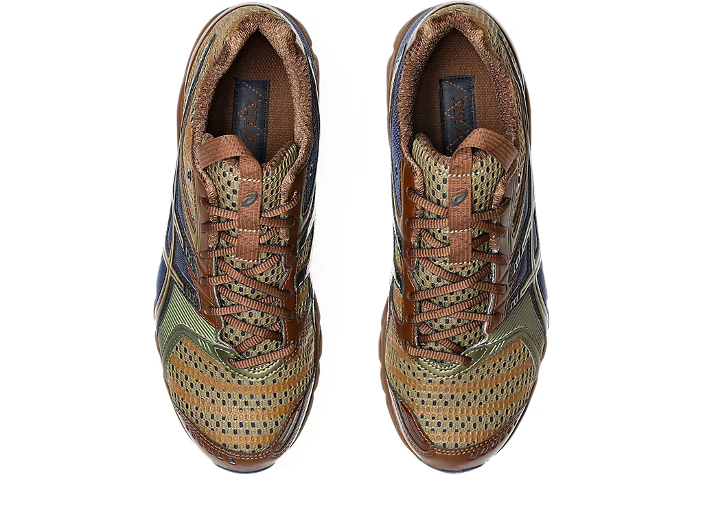 UB9-S GEL-DS TRAINER 14