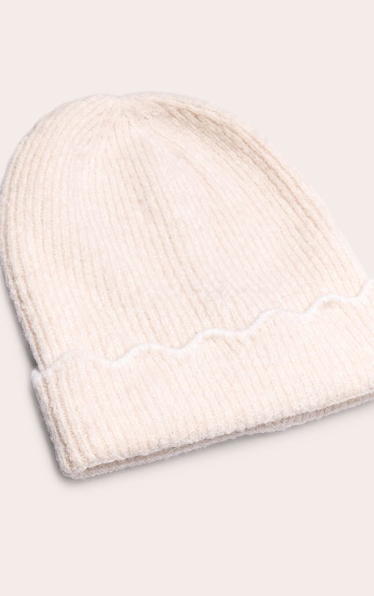 Oatmeal With Cream Scalloped Trim Beanie
