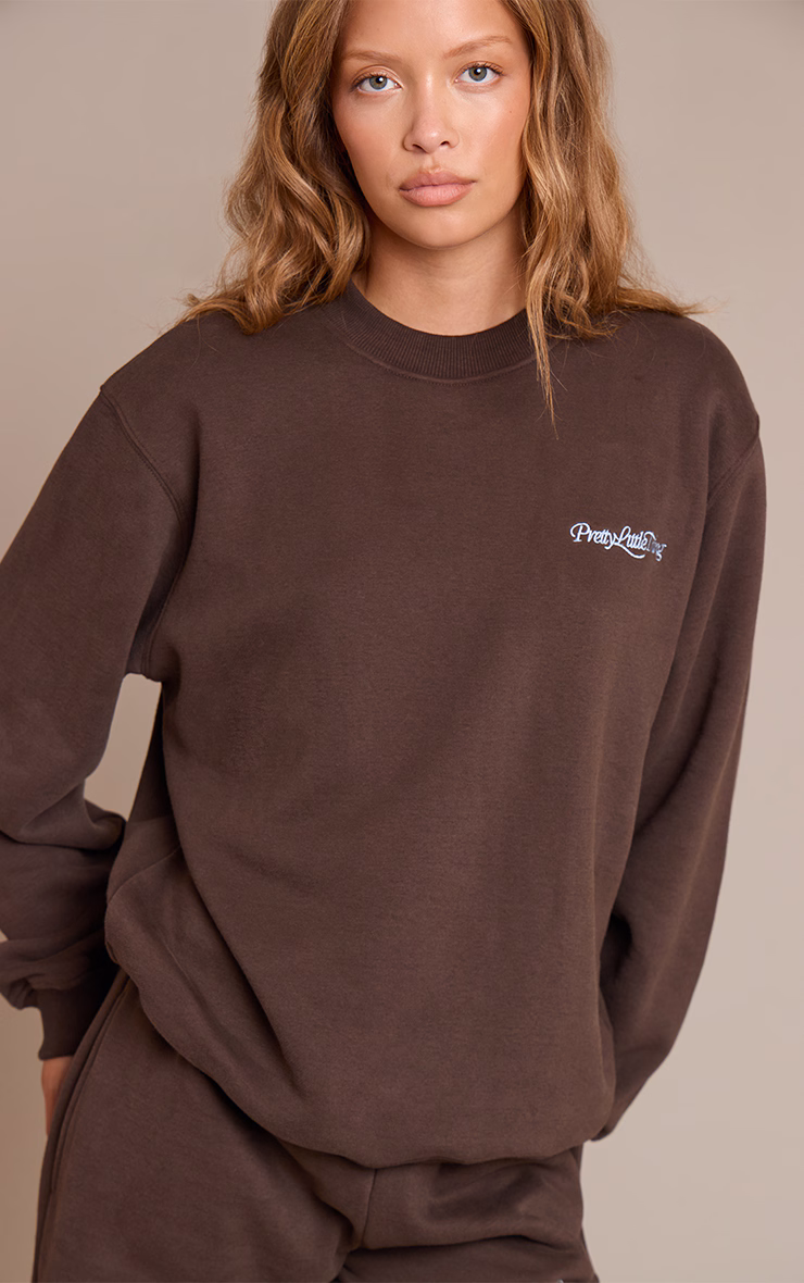 Prettylittlething Espresso Cotton Fleece Oversized Crew Sweatshirt