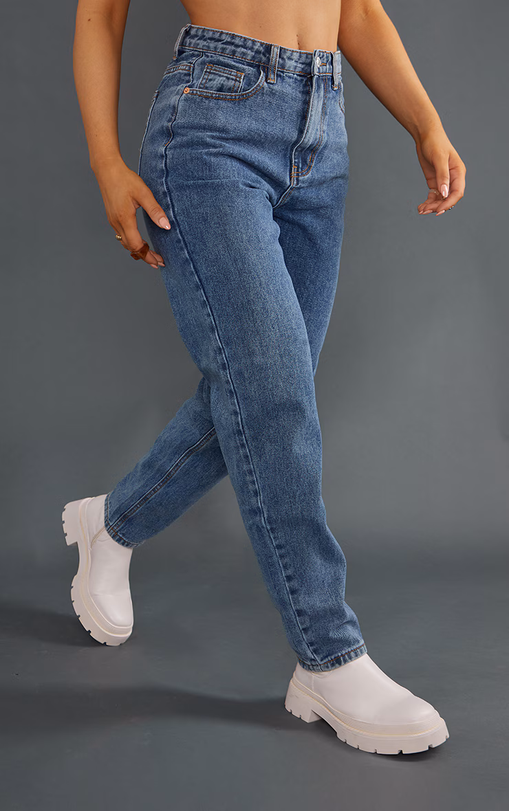 PRETTYLITTLETHING Vintage Wash Mom Jeans