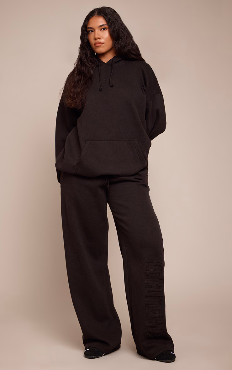 PRETTYLITTLETHING Shape Black Hoodie