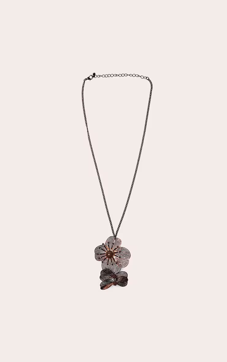 Black Ornate Flower Detail Necklace