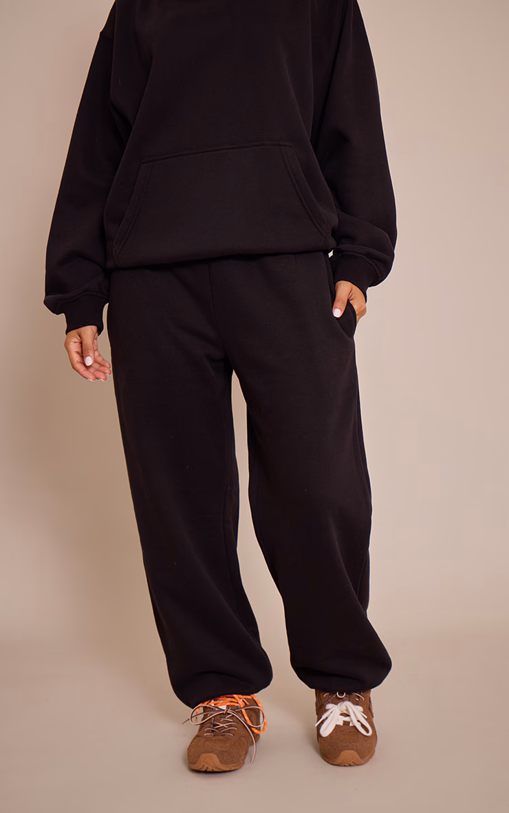 Petite Black Cuffed Sweatpant