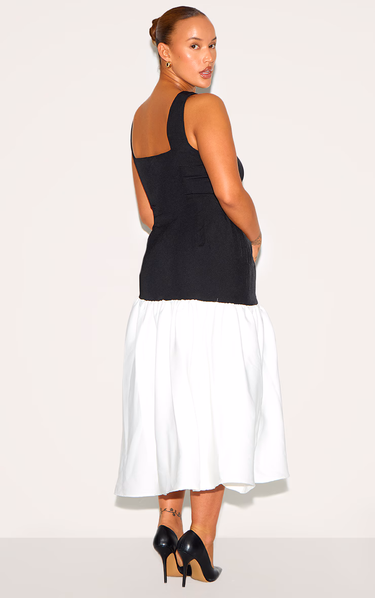 Plus Monochrome Contrast Pleated Hem Square Neck Midaxi Dress