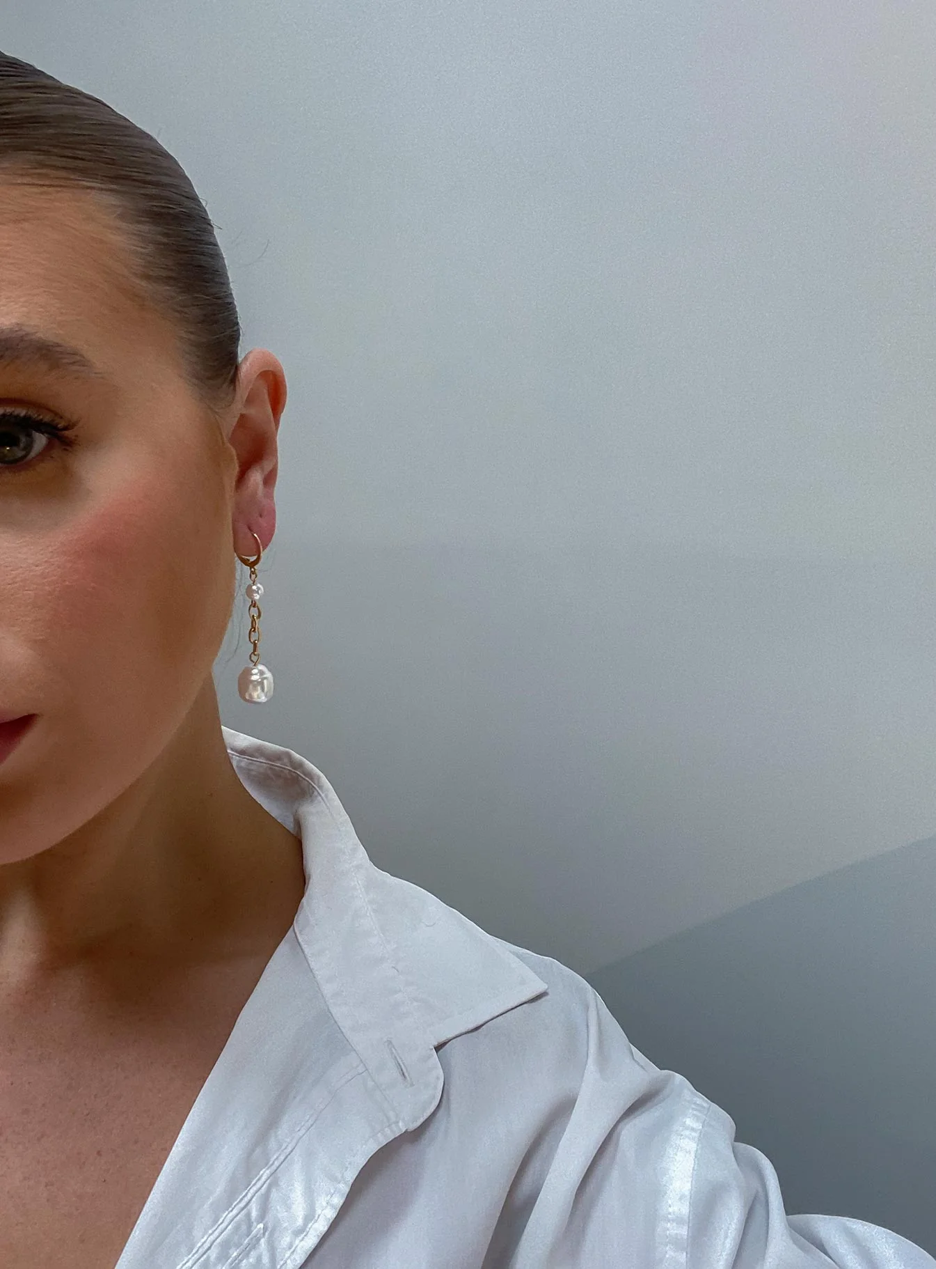 Lutana Pearl Earrings Gold / White