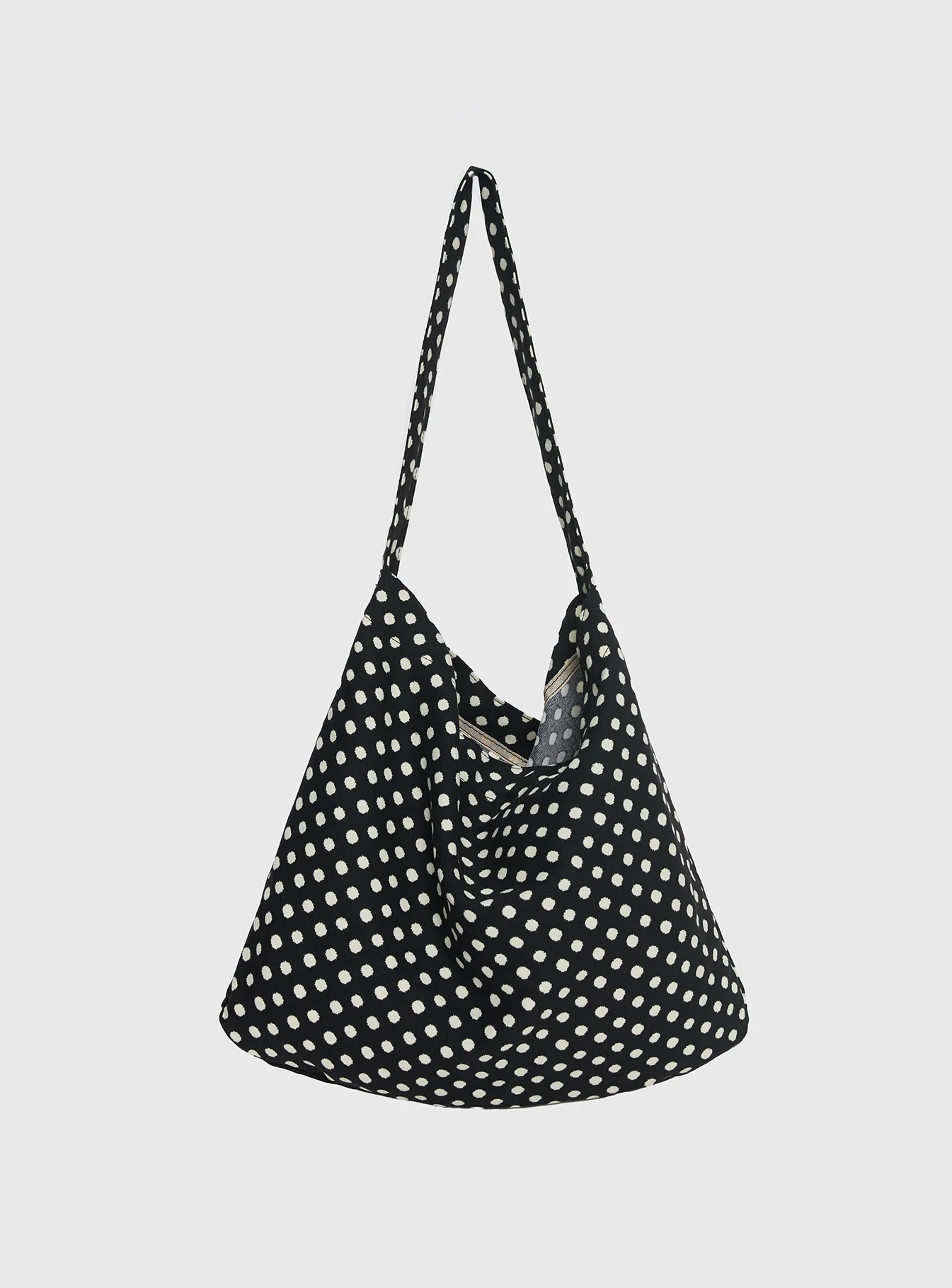 Tempting Tote Bag Black Polka