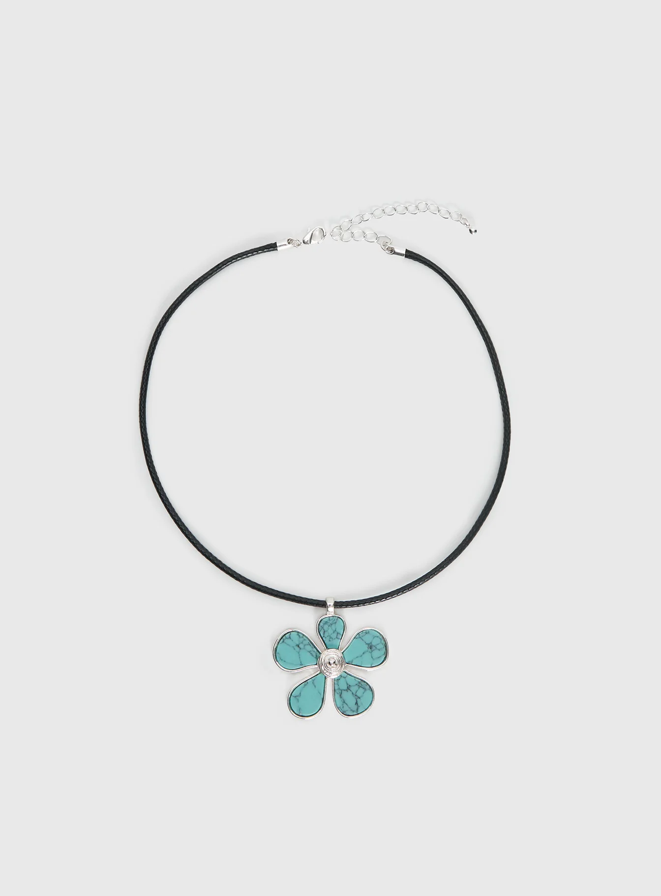 Cuteness Flower Pendant Necklace Black / Blue