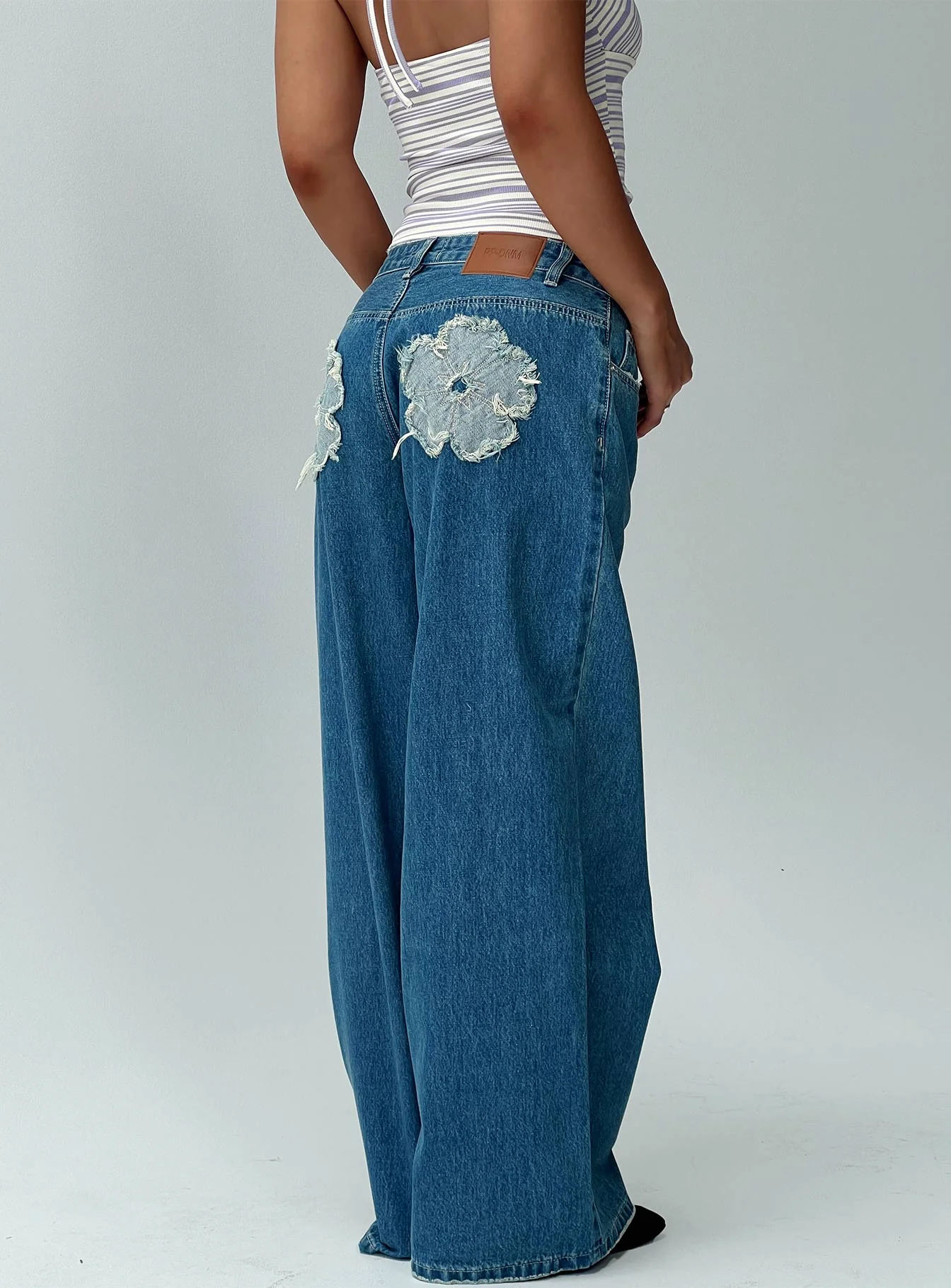 A Keeper Flower Patch Low Rise Wide Leg Jeans Mid Blue