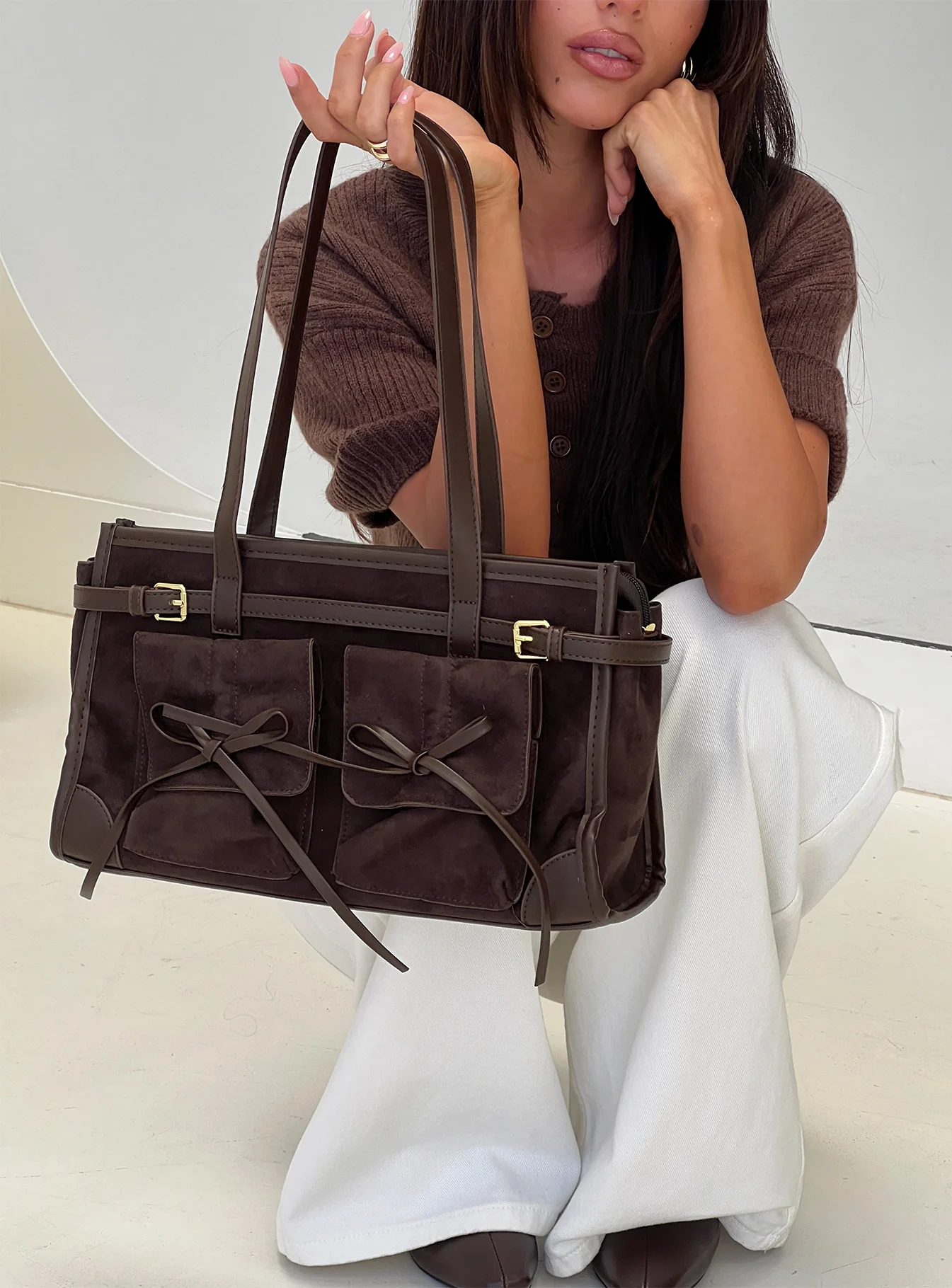 Beaming Bow Detail Shoulder Bag Brown