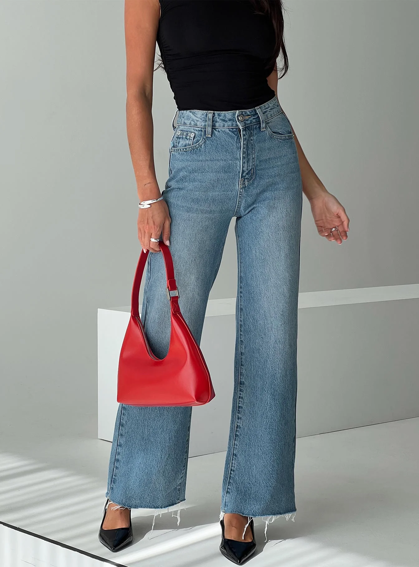 Henesey High Rise Straight Leg Jeans Mid Blue Wash