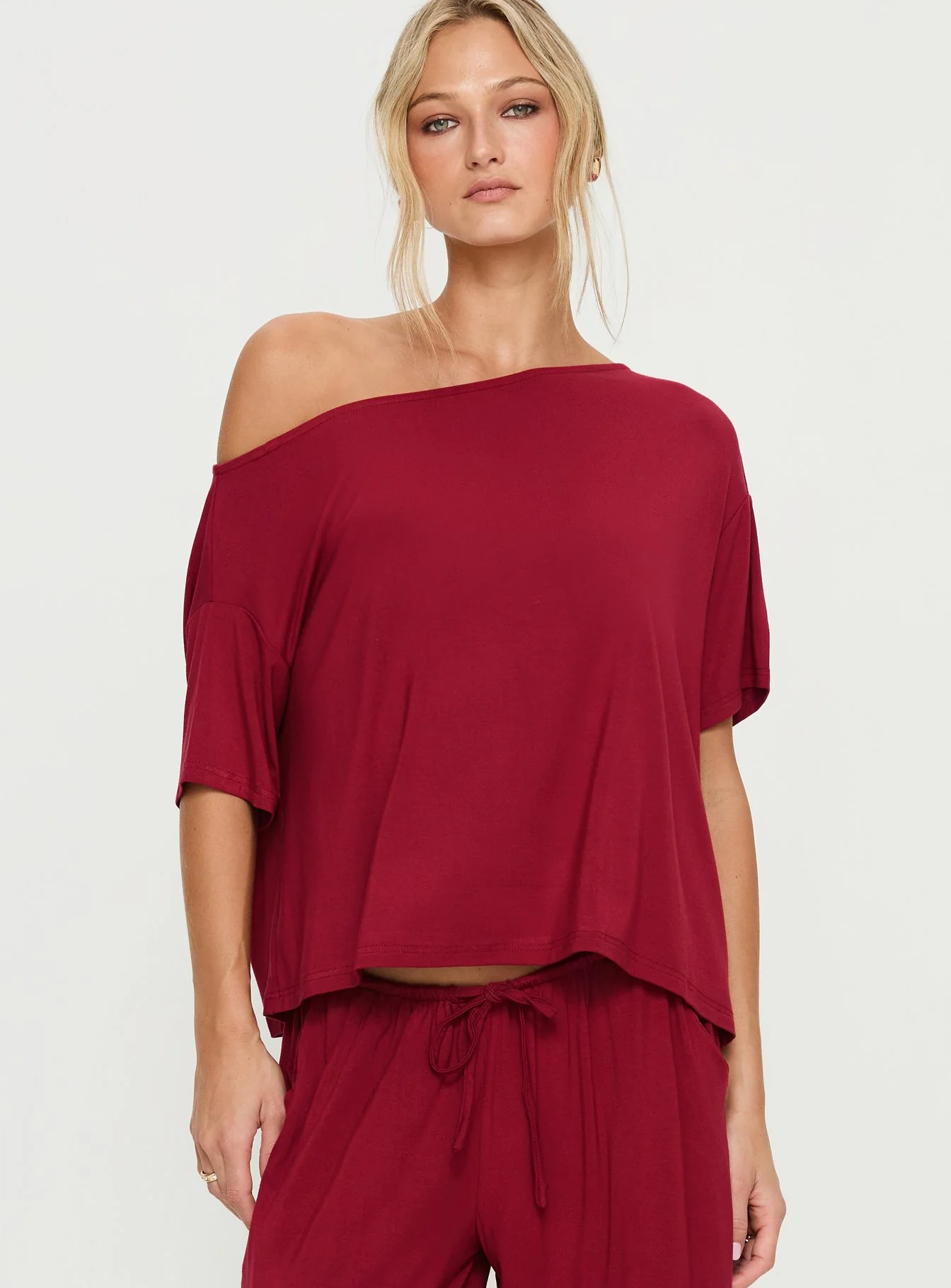 Cozy Hour Sleep Relaxed Off Shoulder Top Red
