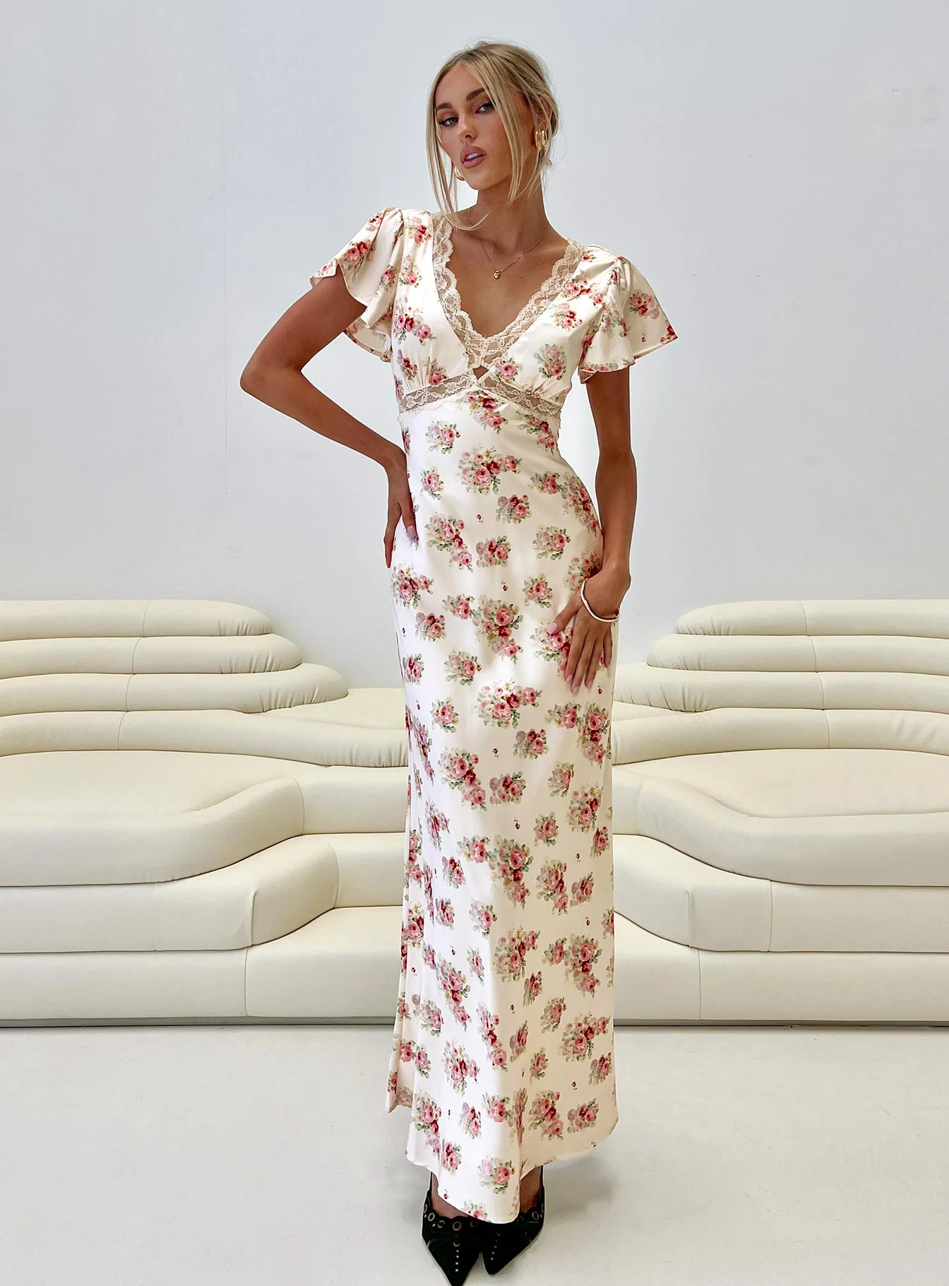 Miraselle Maxi Dress Cream Floral