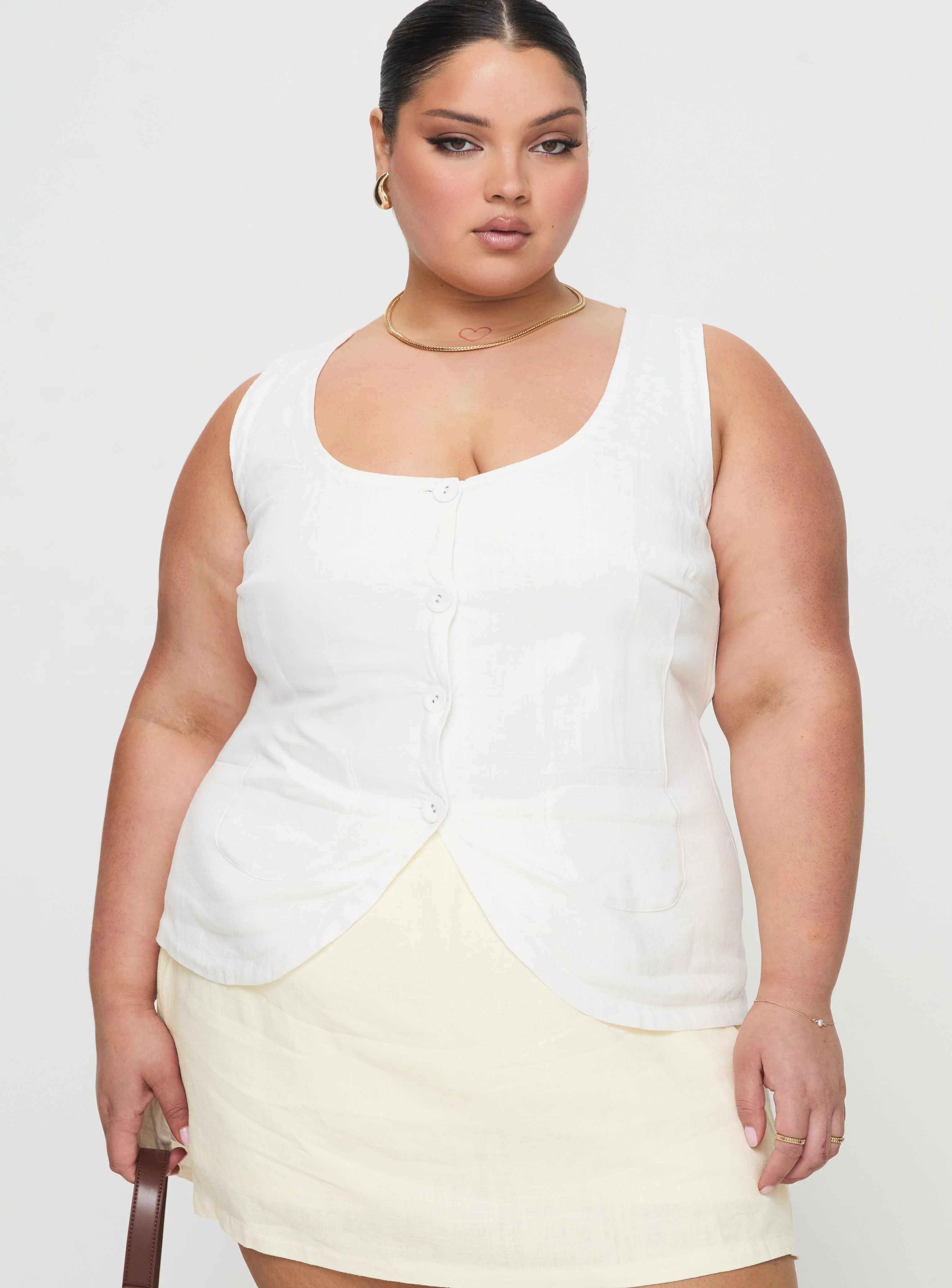 Spirito Vest Top White Curve