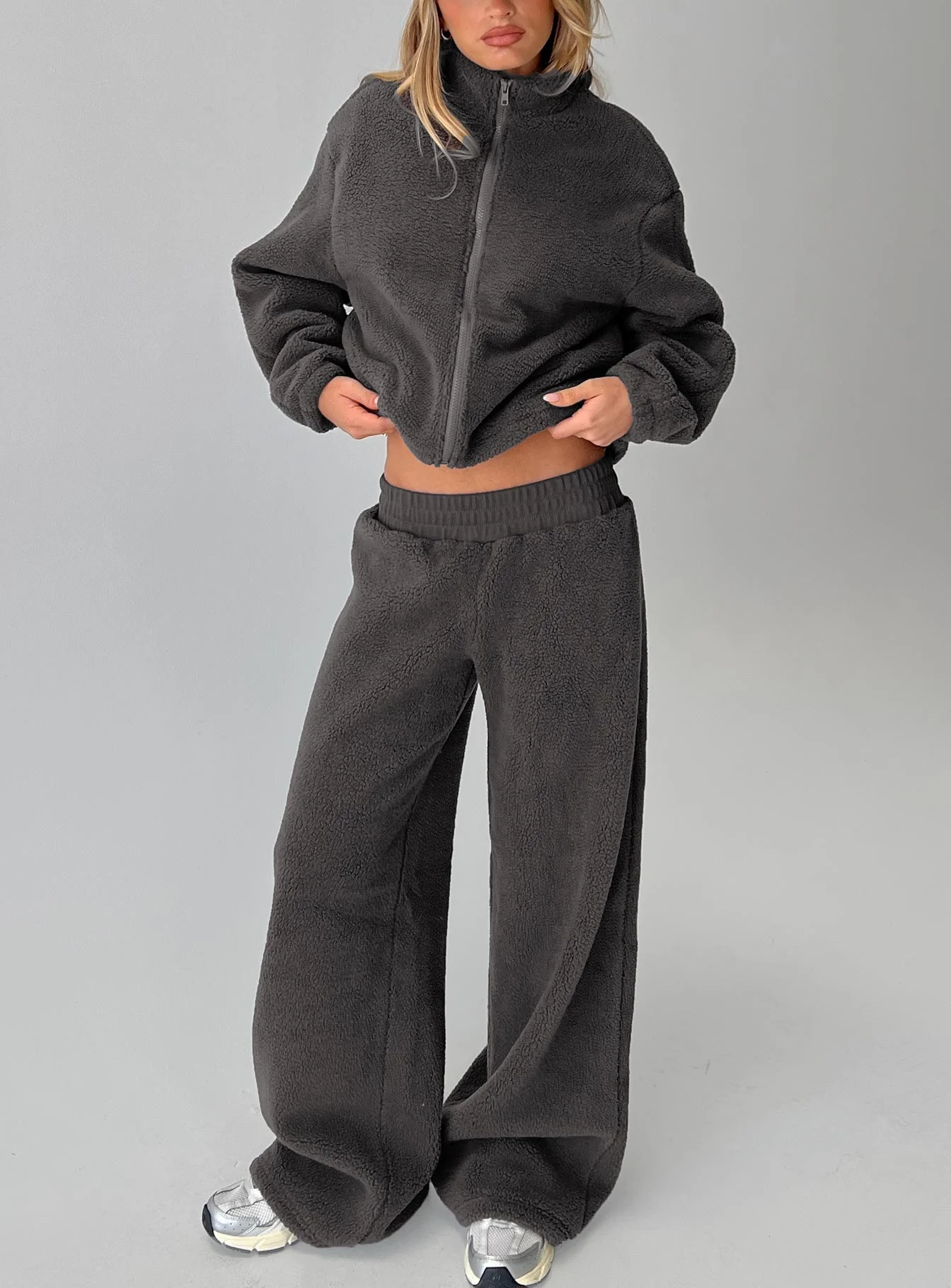 Siberia Fleece Track Pant Charcoal