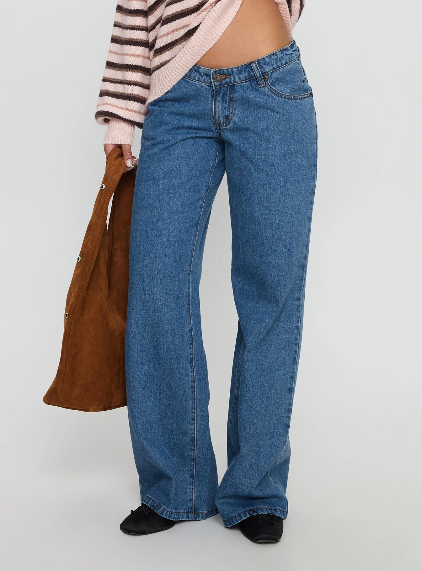 Highlands Low Rise Wide Leg Jeans Mid Blue Wash