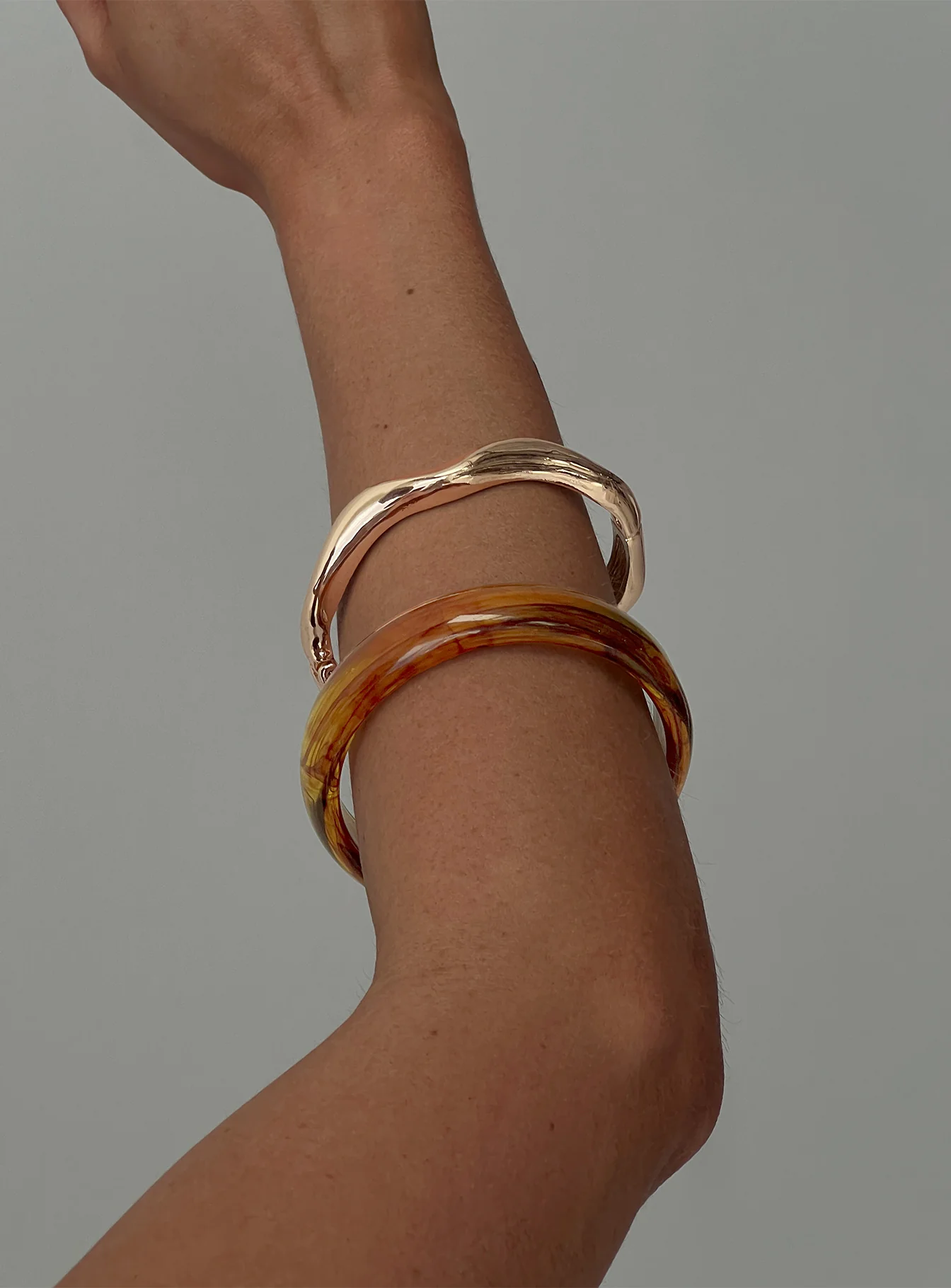 Want Your Love Resin Cuff Set Gold / Brown