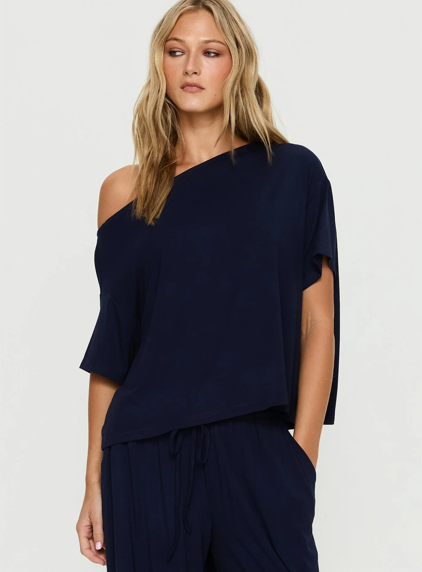 Cozy Hour Sleep Relaxed Off Shoulder Top Navy