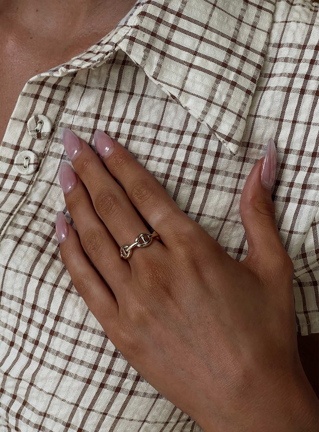 Hold Your Hand Ring Gold