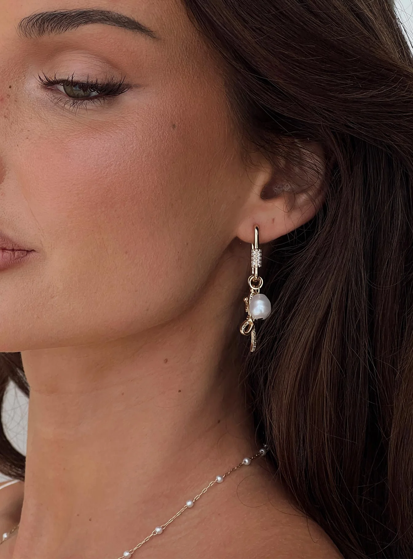 Plus One Charm Earrings Gold