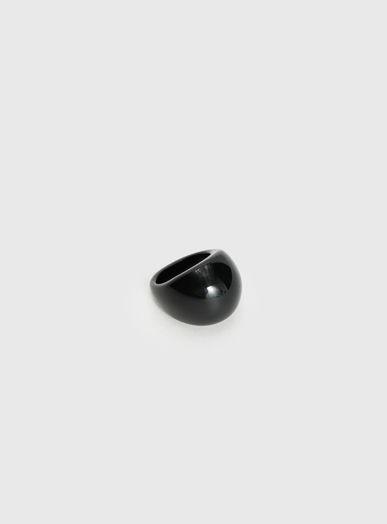 Olwen Statement Ring Black