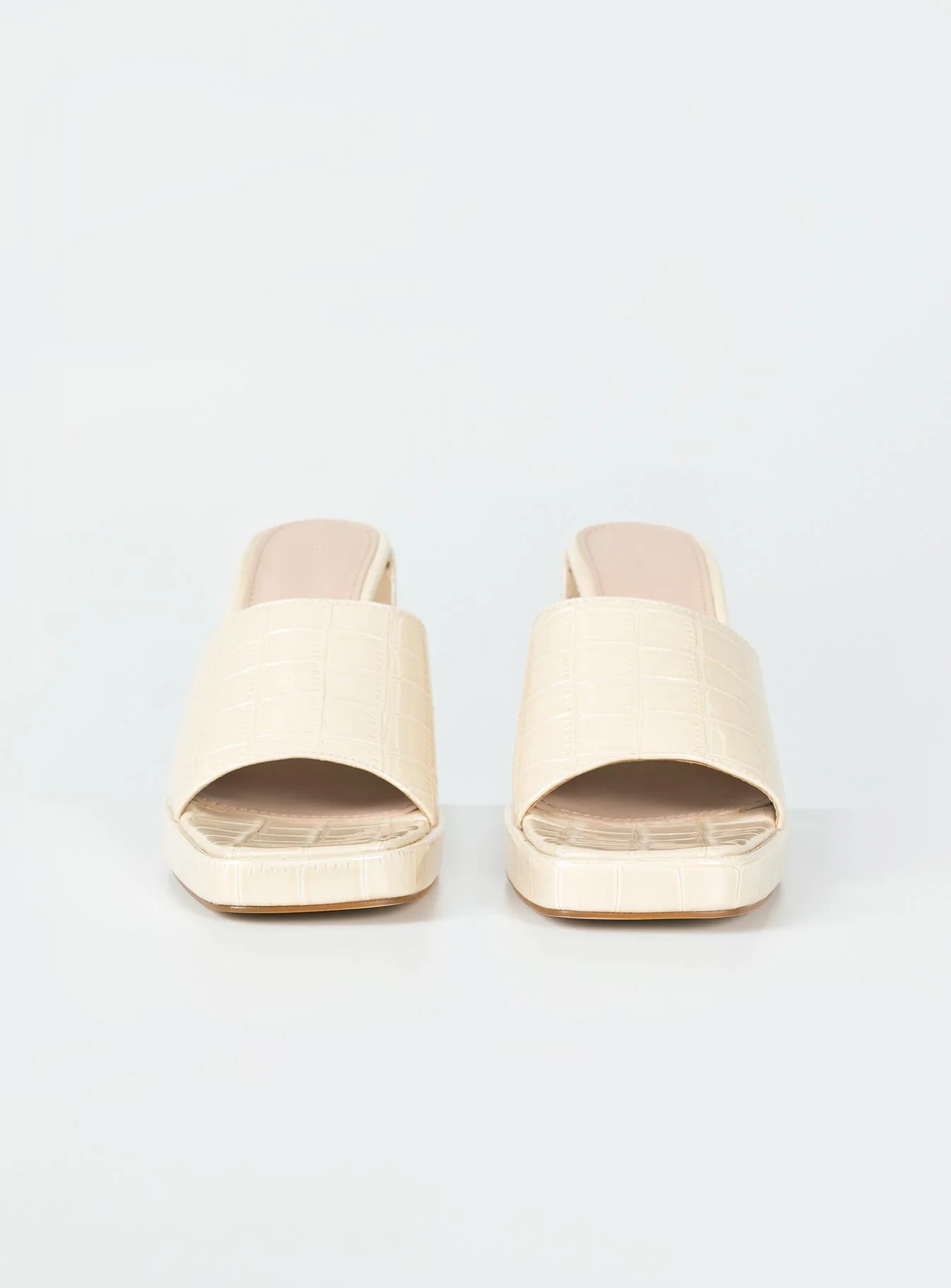 Marlon Heels Cream