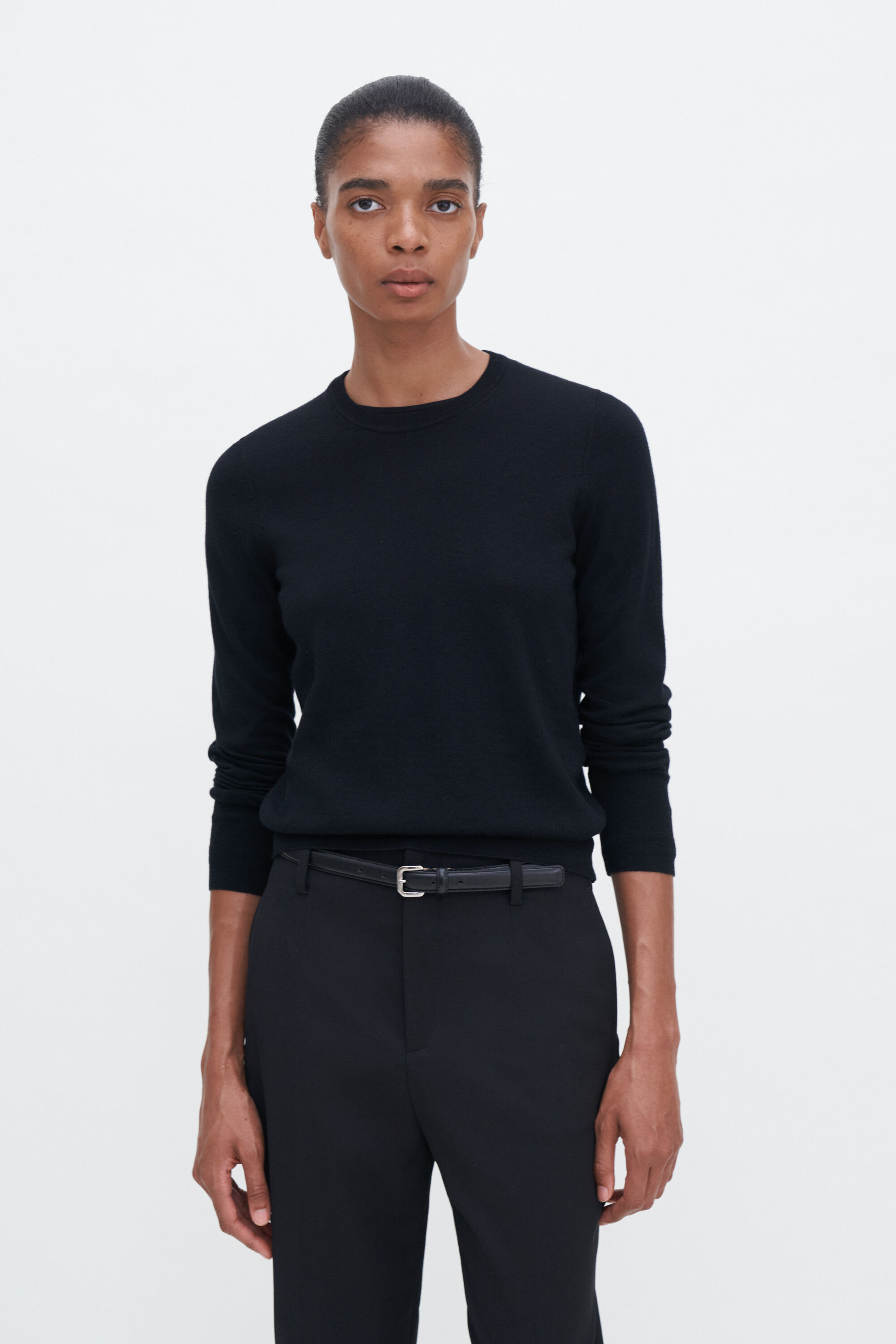 Merino R-neck Sweater