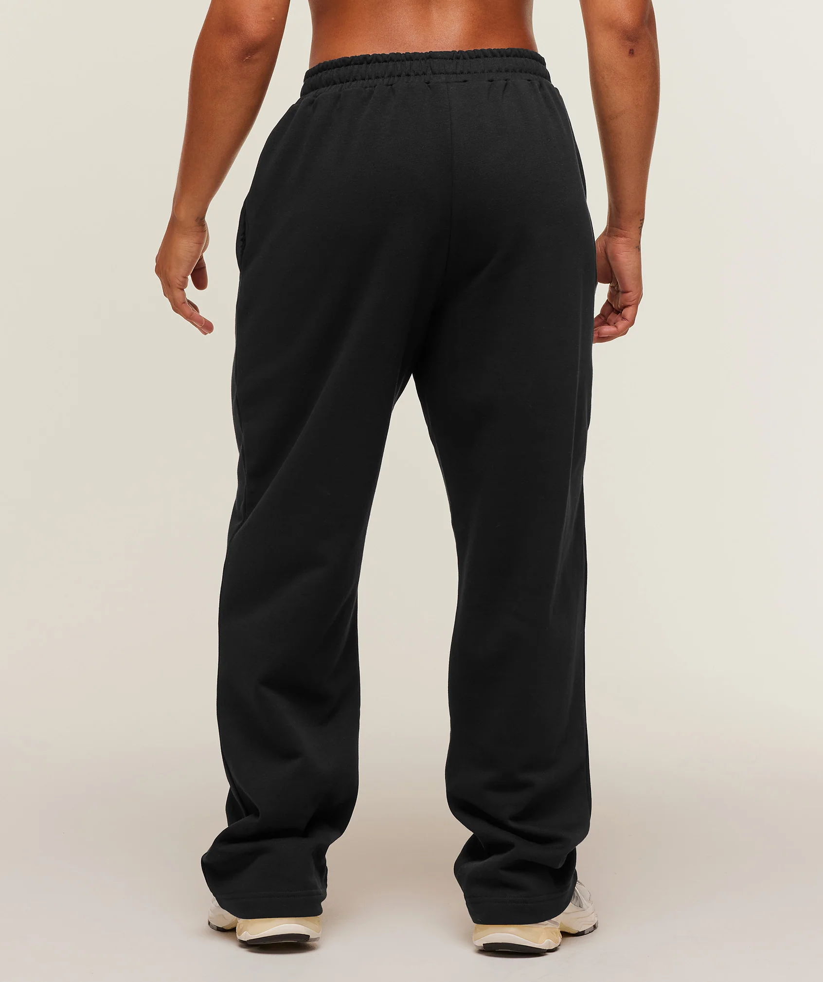 Training Fleece Straight Leg Short Pant